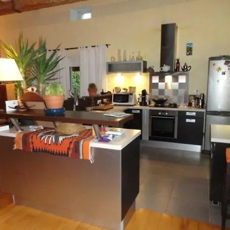 House Lamagdelaine - 2 Pers, 140 M2, 2/1 *